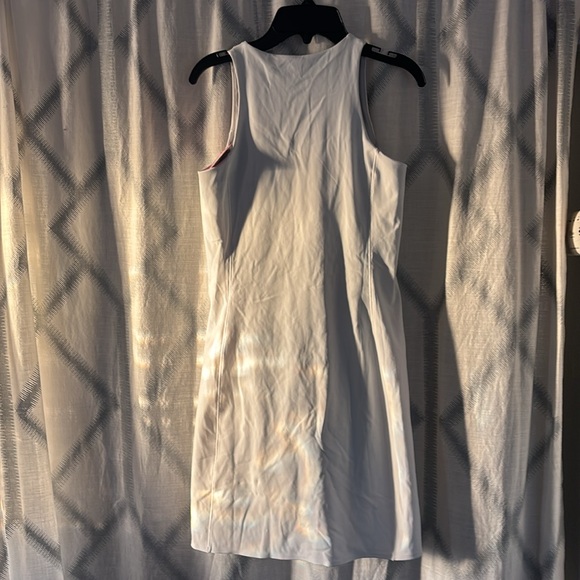 SPANXshape™ Get Moving
Zip Front Dress white size small - Picture 8 of 10